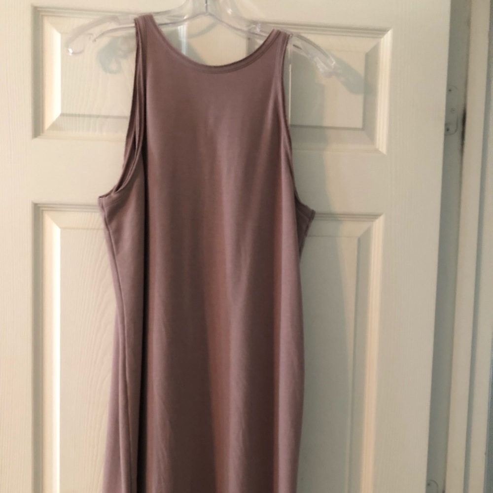Tee shirt dress.